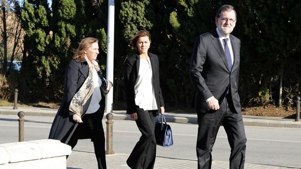 Rajoy, en el tanatorio: «Fue un enorme honor ser amigo de Rita Barberá»