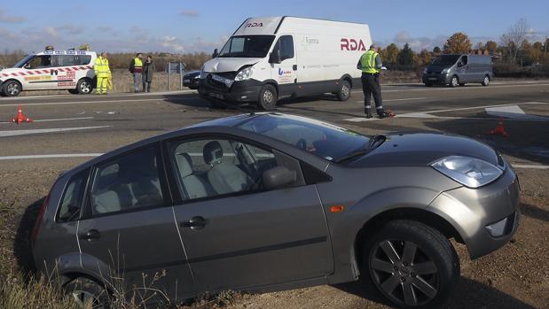 Imagen de archivo del accidente ocurrido el pasado día 22 en León en el que un hombre resultó herido