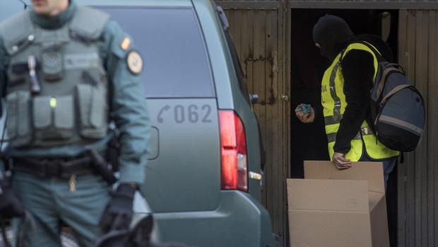 Detenido un hombre en Vizcaya por pertenecer a una red de tráfico de armas que operaba en toda España