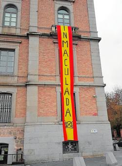 Polémica por la instalación de una bandera en la Diputación de Toledo