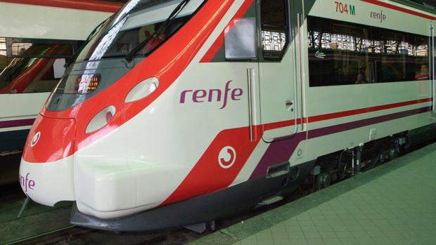 Imagen de un tren de Renfe de la Comunidad Valenciana