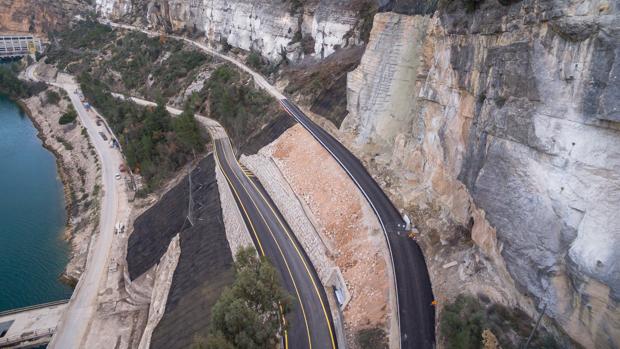 Imagen de la carretera de Cortes de Pallás