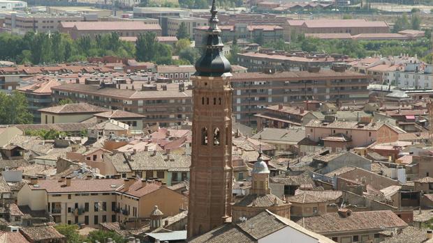 Panorámica de Calatayud, presidida por la torre de Santa María, declarada Patrimonio de la Humanidad