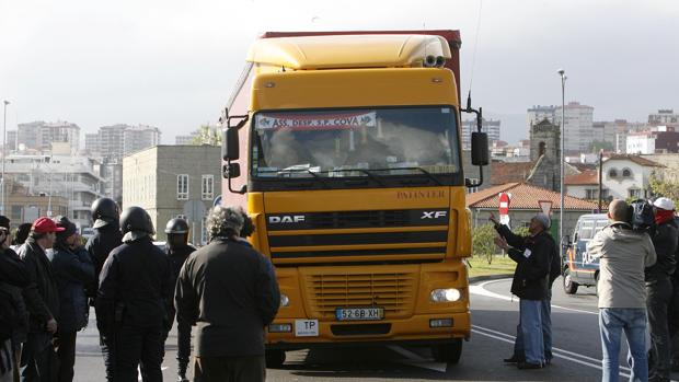 Piquete informativo durante una huelga en Vigo