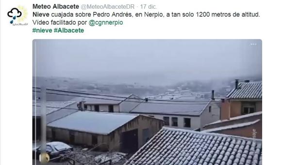 Rescatan a  cinco personas atrapadas en un vehículo por la nieve en Nerpio