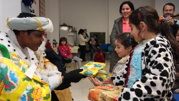 La subida del petróleo dispara la «factura» a Papá Noel y los Reyes Magos