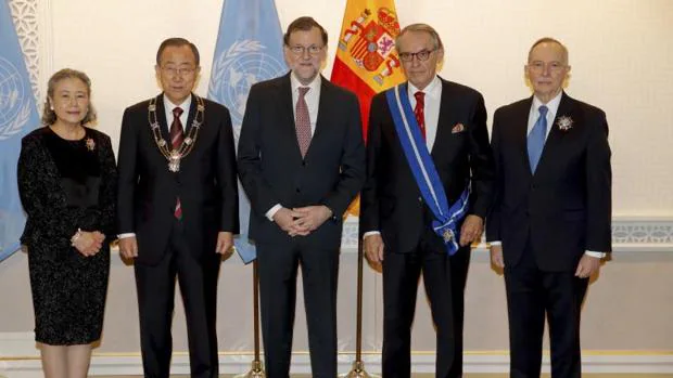 Mariano Rajoy junto al secretario general de la ONU, Ban Ki-Moon y su esposa Ban-Soon-taek
