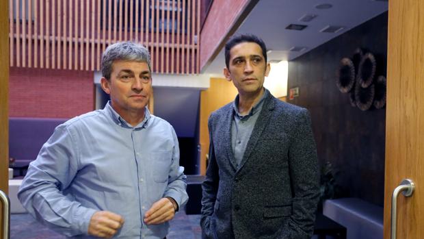 Vicente Andrés (derecha) presenta su candidatura a secretario regional de CC.OO. Junto a él, Luis Fernández, secretario de Organización de CC.OO.