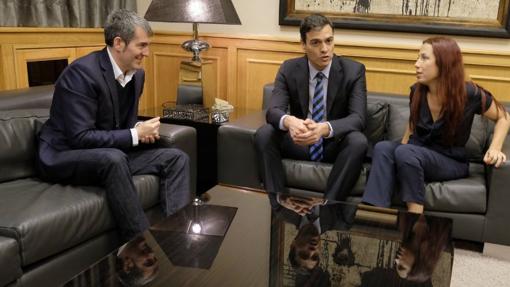 Cinco datos para comprender la salida del PSOE del Gobierno de Canarias