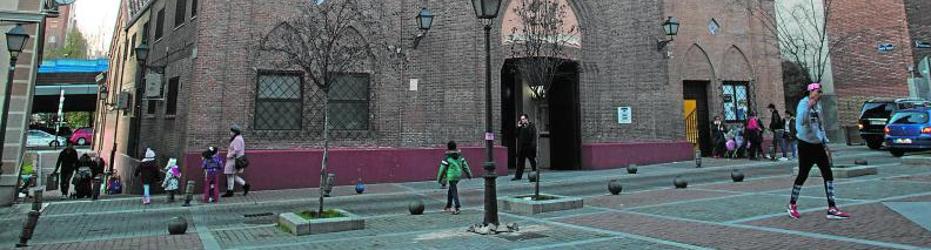 Fachada de la parroquia de San Ramón Nonato