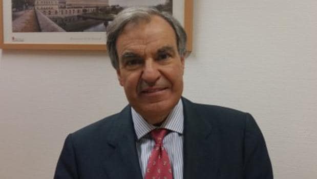 Luis Peral comunica a Cifuentes su renuncia al acta de diputado