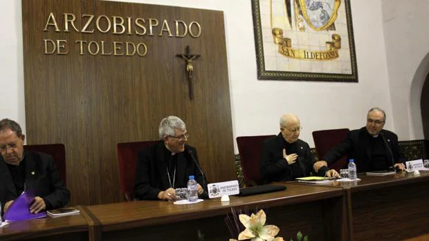 El arzobispo con Emilio Palomo y Francisco Viillacampa