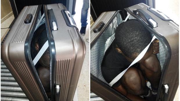 La mujer llevaba a un inmigrante dentro de su maleta