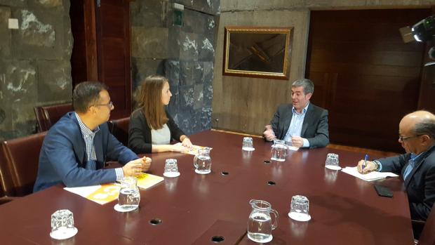 Mariano Cejas, Melisa Rodríguez, Fernando Clavijo y José Miguel Barragán, este martes, en Tenerife