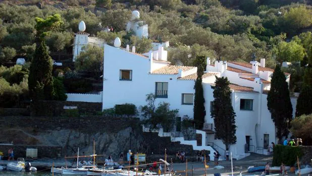 Vista de la casa de Salvador Dalí en Porlligat
