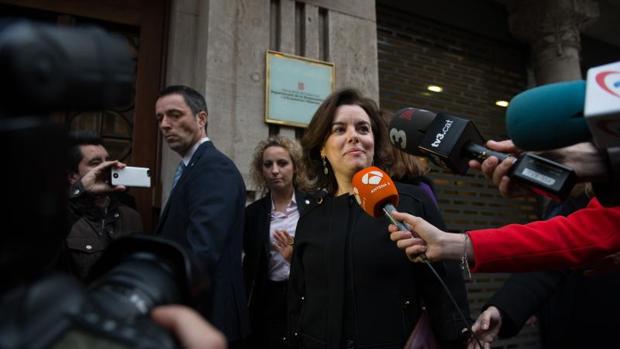 La vicepresidenta del Gobierno, Saénz de Santamaría, se reunió ayer con Oriol Junqueras en Barcelona