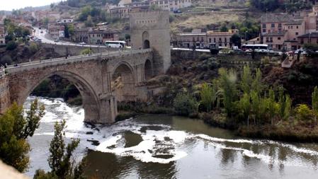 La espuma apareció en el Tajo el pasado octubre