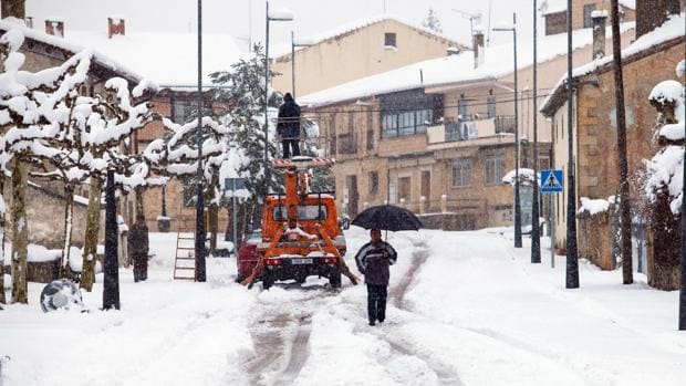 Nieve en una de las calles de Soria