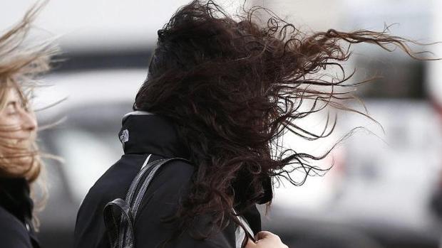 En Zaragoza capital el viento ha hecho que la sensación sea 10 grados inferior a la temperatura registrada