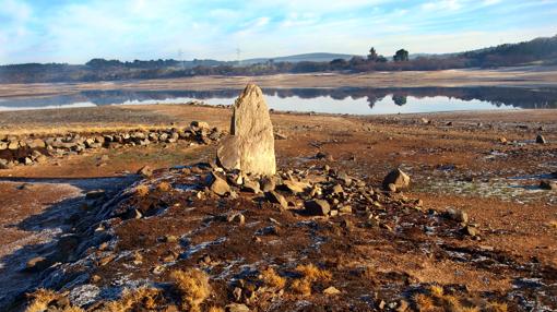 La sequía saca a flote la Galicia sumergida