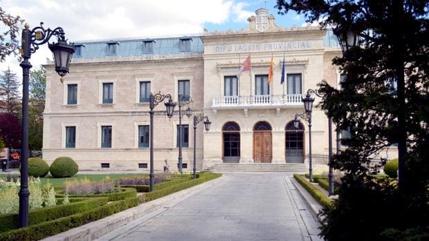 Fachada de la Diputación Provincial de Cuenca