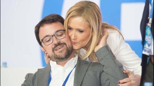 Asier Antona y Cristina Cifuentes en el congreso nacional de PP