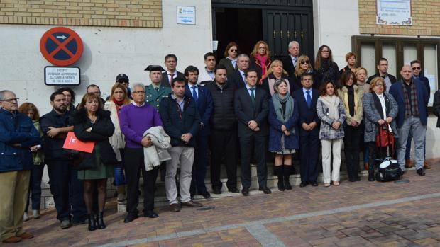 Concentración, este martes, ante la puerta de.l Ayuntamiento de Seseña