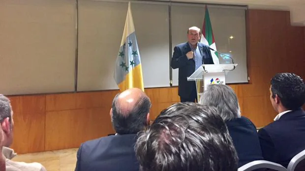 El presidente del PNV, Andoni Ortuzar, este jueves en Tenerife