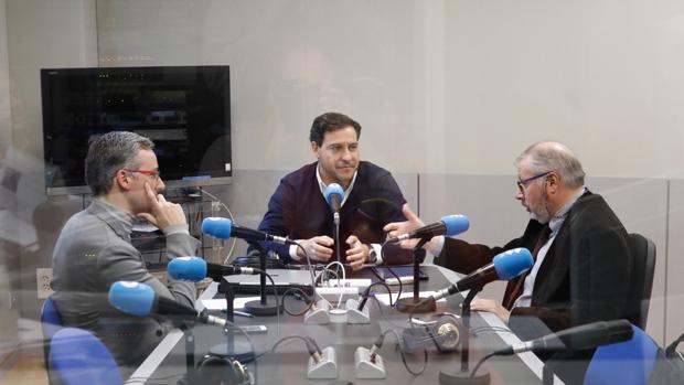 Raúl de la Hoz, durante la tertulia política Cope-ABC