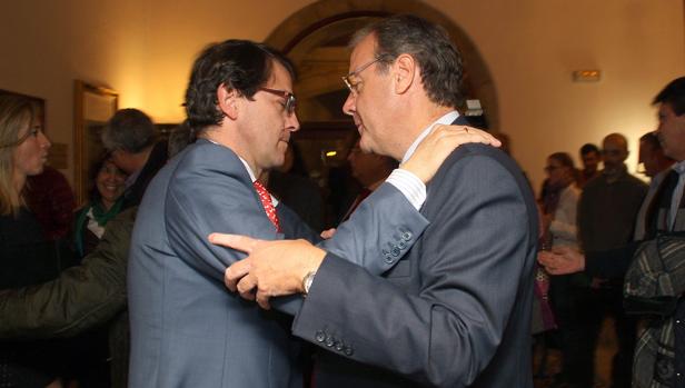 Alfonso Fernández Mañueco y Antonio Silván en una imagen de archivo