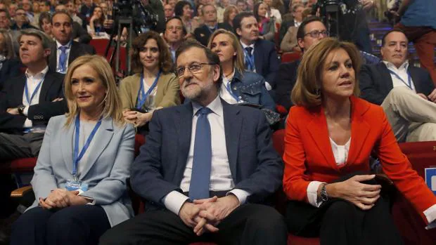 Cristina Cifuentes, Mariano Rajoy y Mª Dolores de Cospedal en el Congreso del PP de Madrid