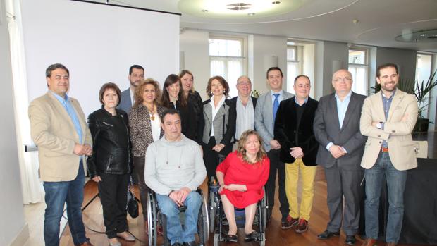 Aurelia Sánchez, junto con la presidenta de Amiab presentaron las actividades del 30 aniversario