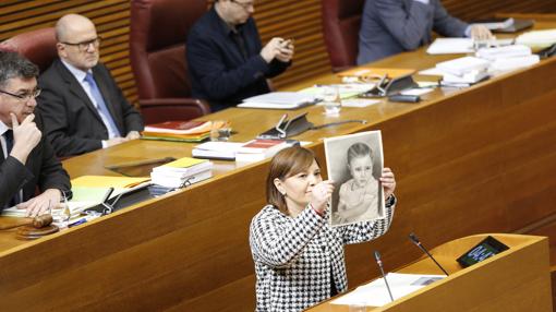 Imagen de Isabel Bonig durante la sesión de control