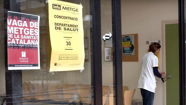 Los médicos catalanes llevan años advirtiendo de la situación límite en el sector