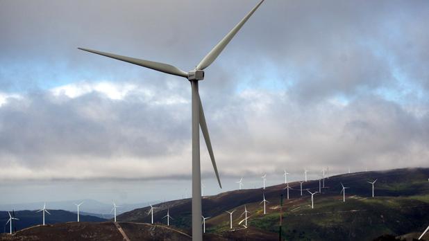 Entre las medidas previstas se encuentra una exención durante cinco años del pago del Impuesto sobre Afección Medioambiental para las nuevas inversiones en energías renovables