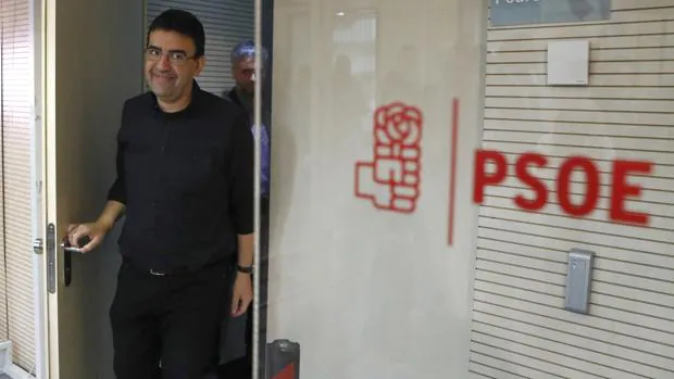Una polémica grabación de un afín a Susana Díaz agita las primarias del PSOE