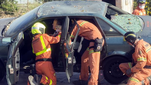 Héroes anónimos: así es el trabajo de los bomberos que salvan vidas