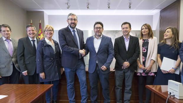 Solo la supresión de aforamientos separa a PP y Ciudadanos de reeditar su acuerdo en Murcia