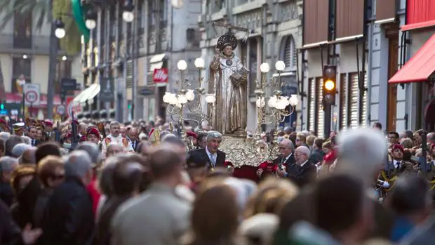 Imagen de un procesión en honor a San Vicente Ferrer