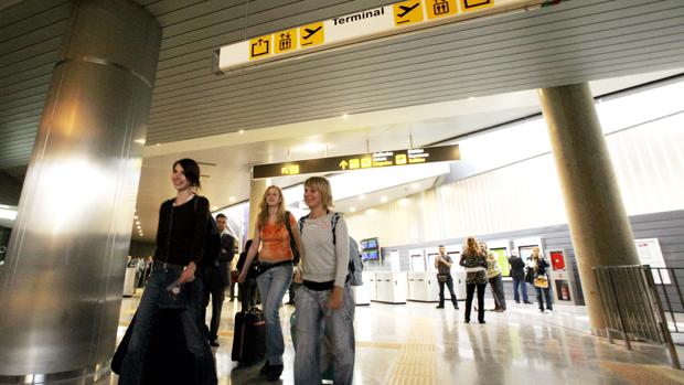La conexión de metro Puerto-Aeropuerto supera los 186 millones de viajeros en su décimo aniversario