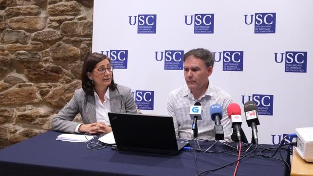 El equipo de investigación de la USC presentó ayer el estudio en Santiago