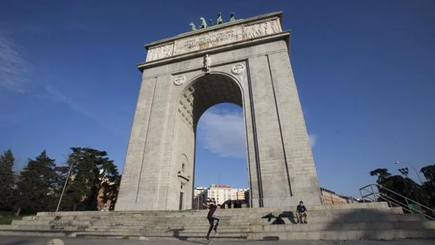 El Arco de la Victoria, en Moncloa, pasaría a llamarse Arco de la Memoria