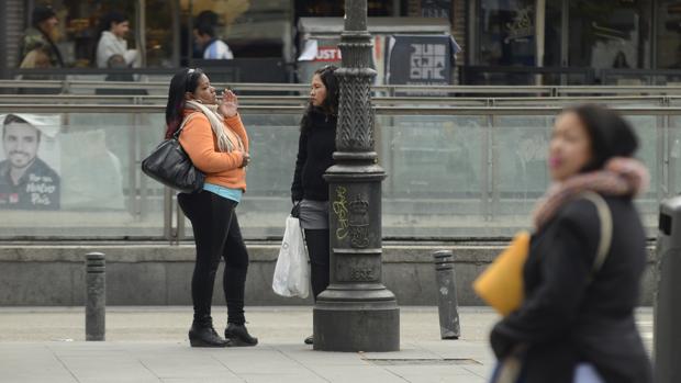 Mujeres sudamericanas ejerciendo la prostitución