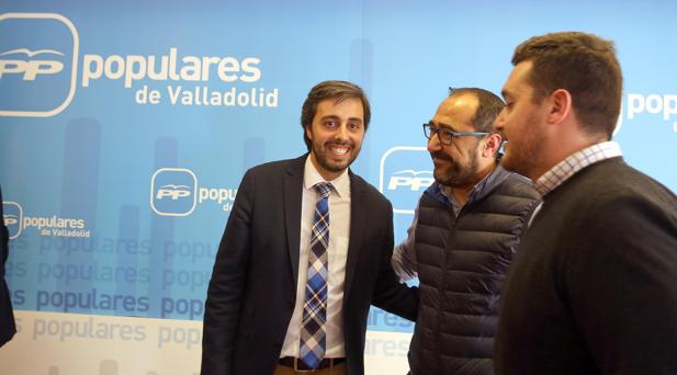 García Carvajal, durante la presentación ayer de los avales