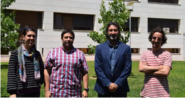 Esther Manzanares, Carlos Martínez-Pérez, Héctor Botella i Humberto G. Ferrón, integrants del grup d’investigación EVER