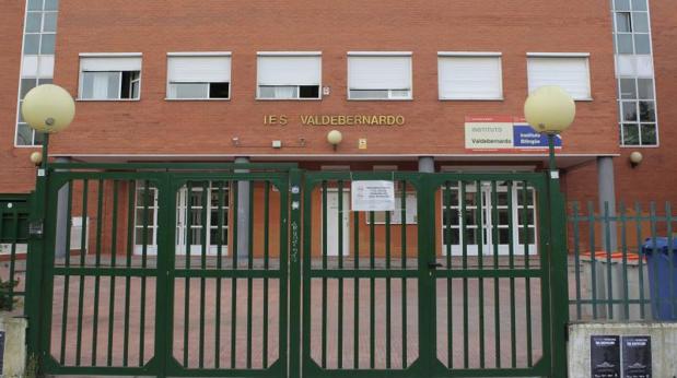 La niña del instituto de Vicálvaro que acuchilló a su compañero no puede ser castigada penalmente