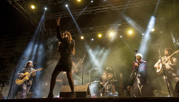 Badlands en el concert de presentació a Cullera del Sona la Dipu 2017