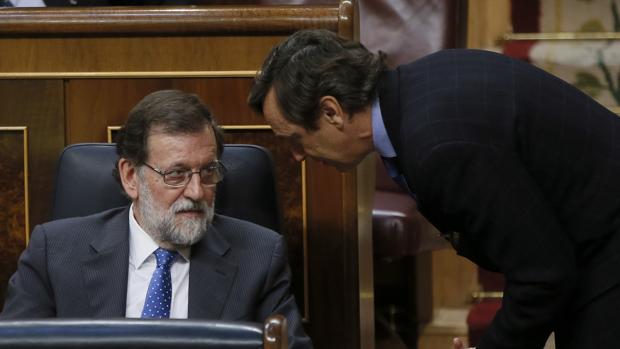 El PSOE sube y recupera la segunda posición, frente a un Podemos que pierde dos puntos