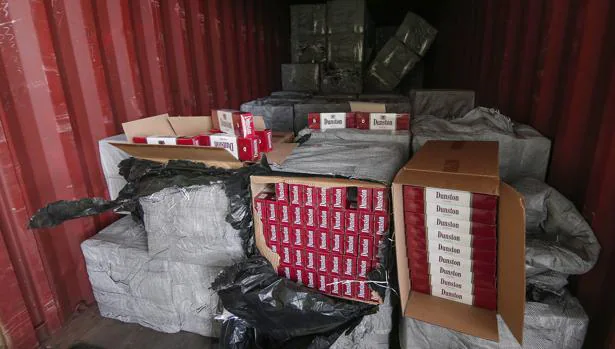 Imagen de partte del cargamento de tabaco confiscado