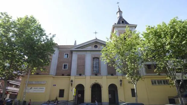 Parroquia de Nuestra Señora del Rosario de Fátima: templo y escuela de inserción social